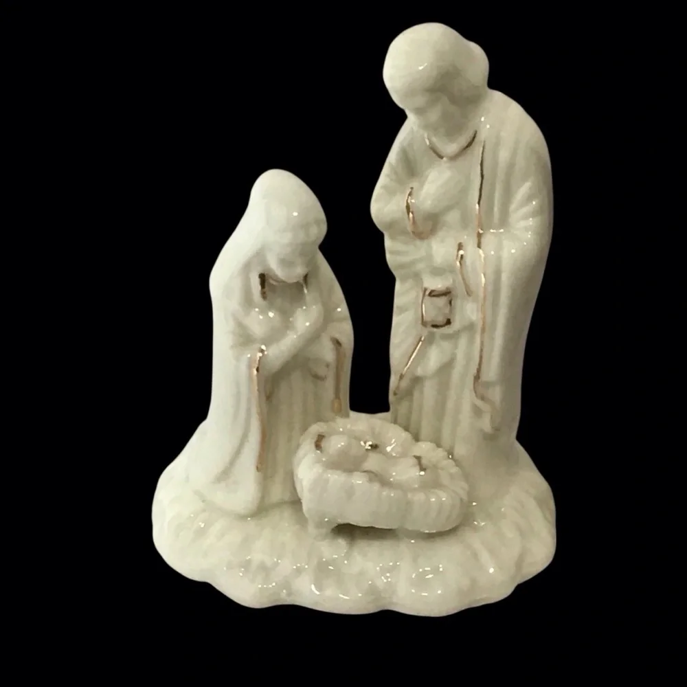 Giftco Inc Ceramic Nativity Figurine Scene 4 Inch‎